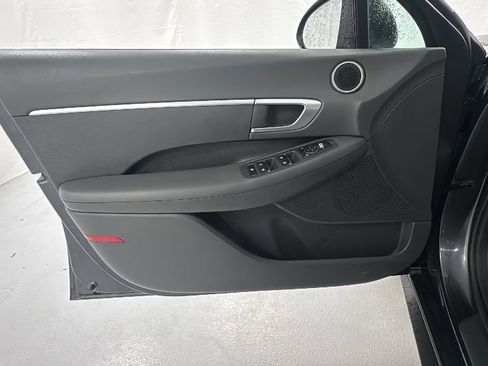 Used 2022 Hyundai Sonata SE image 16