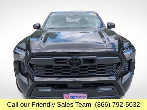 New 2026 Toyota Tacoma TRD Off-Road w/ TRD Off Road Upgrade Package AWD/4WD image 9