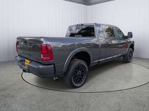 Used 2026 RAM 2500 Limited AWD/4WD image 3