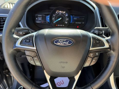 Certified 2024 Ford Edge SEL w/ Sport Appearance Package image 27