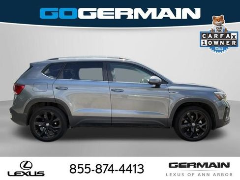 Used 2024 Volkswagen Taos SE FWD image 9