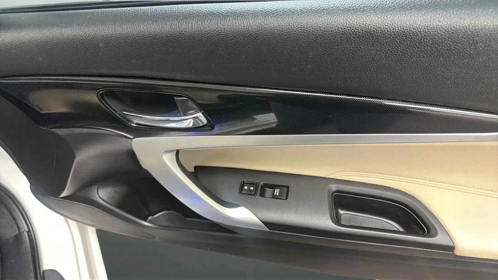 Used 2015 Honda Accord EX-L image 18