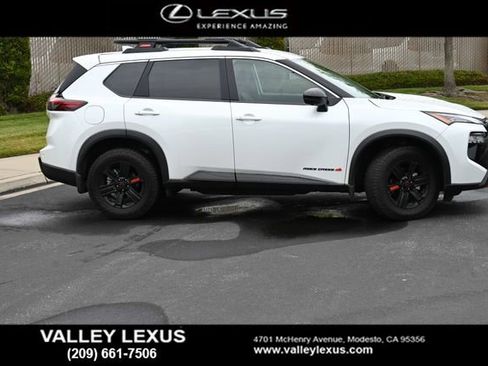 Used 2025 Nissan Rogue SV w/ Rock Creek Premium Package AWD/4WD image 3