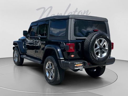 Certified 2022 Jeep Wrangler Unlimited Sahara w/ Cold Weather Group AWD/4WD image 3