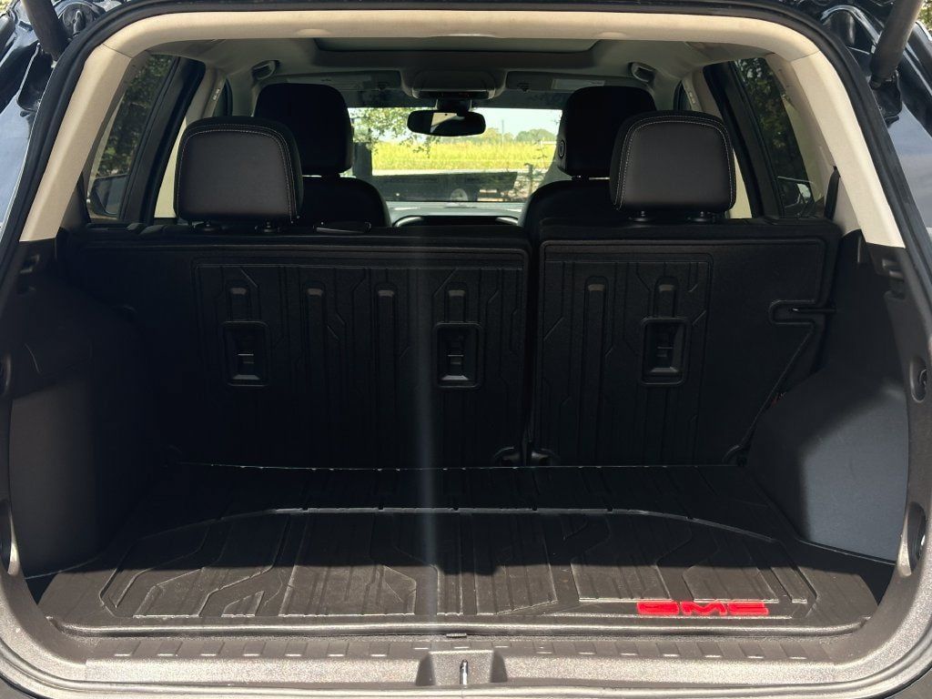 Used 2023 GMC Terrain Denali w/ LPO, Floor Liner Package AWD/4WD image 12