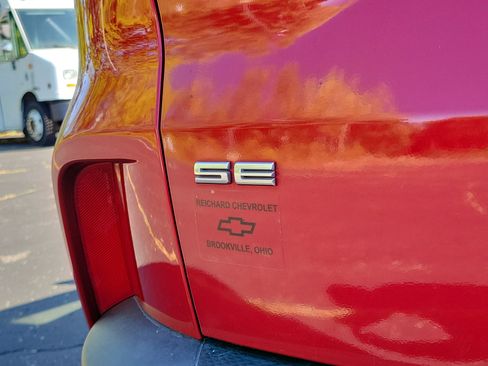 Used 2021 Ford Escape SE image 6