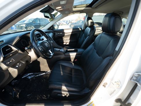 Used 2019 Honda Insight Touring image 9