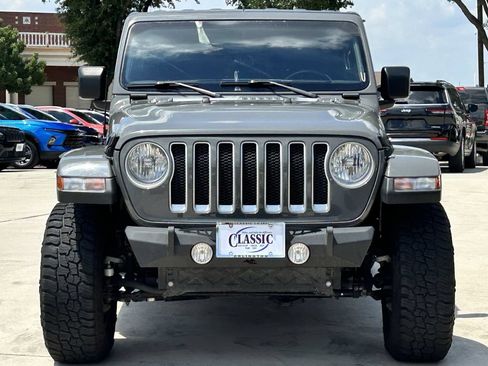 Used 2021 Jeep Wrangler Unlimited Sahara AWD/4WD image 7