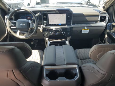 New 2026 Ford F450 Platinum w/ Platinum Plus Package image 11