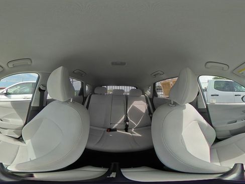 Used 2025 Hyundai Kona SEL FWD image 37