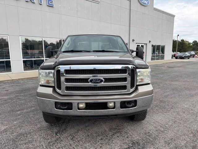 Used 2005 Ford F250 XLT AWD/4WD image 2