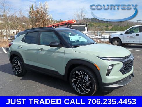 Used 2024 Chevrolet TrailBlazer RS w/ Convenience Package image 1