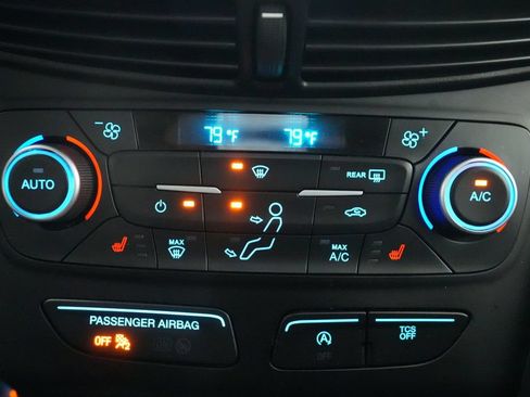 Used 2018 Ford Escape SEL AWD/4WD image 28