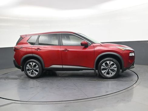 Used 2023 Nissan Rogue SV w/ SV Premium B Package FWD image 3