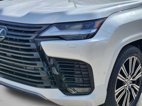 New 2026 Lexus LX 700h Luxury w/ Appearance Package AWD/4WD image 26