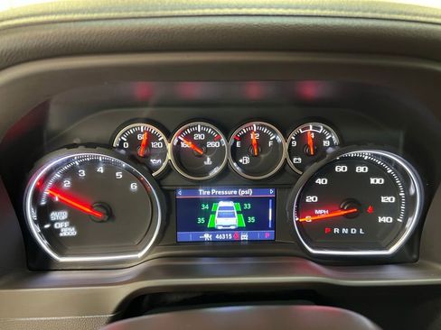 Used 2022 Chevrolet Silverado 1500 LTZ image 23