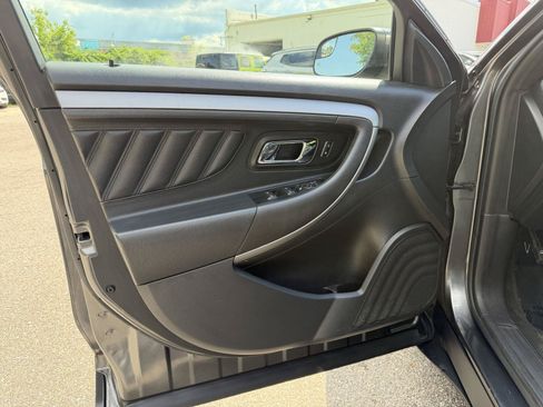 Used 2015 Ford Taurus SEL AWD/4WD image 9