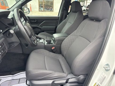 Used 2025 Toyota Tacoma SR image 23