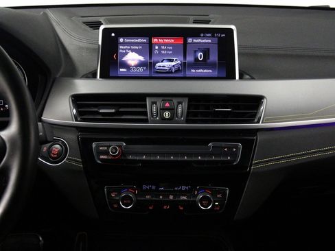 Used 2023 BMW X2 xDrive28i w/ Edition Goldplay image 15