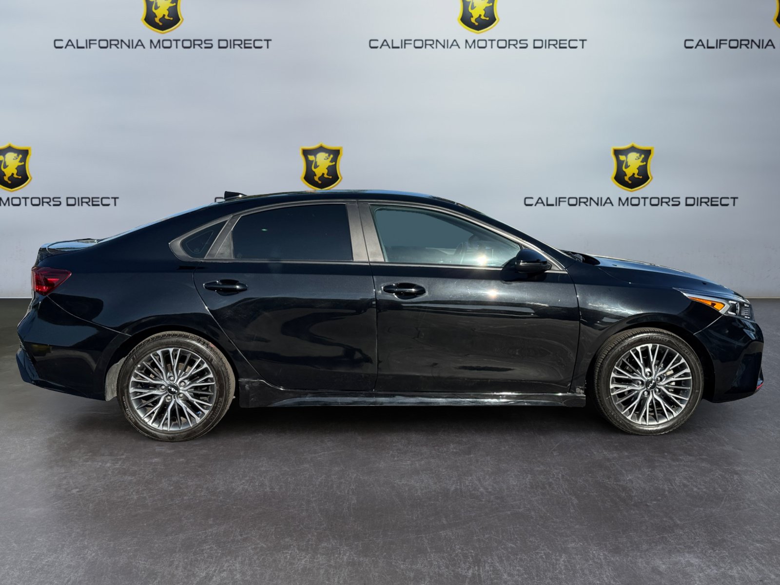 Used 2023 Kia Forte GT-Line FWD image 6