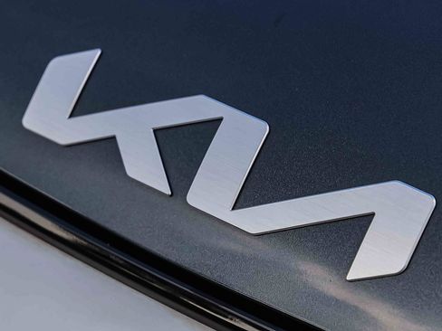 Certified 2024 Kia Sportage EX AWD/4WD image 28