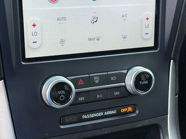Used 2022 Ford Edge SE AWD/4WD image 12