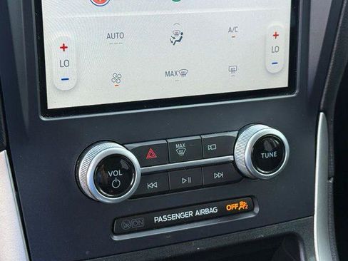 Used 2022 Ford Edge SE AWD/4WD image 12
