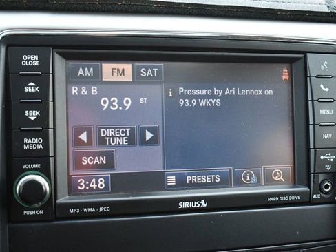 Used 2012 Jeep Grand Cherokee Overland image 40