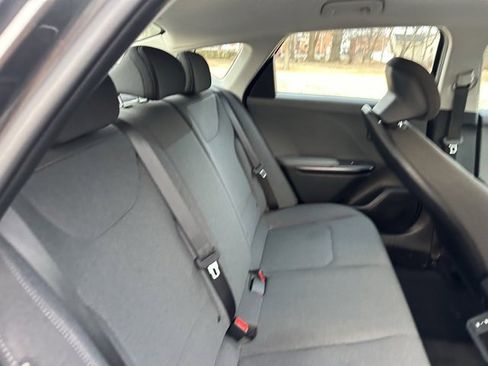 Certified 2025 Kia K4 LXS image 21
