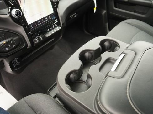 Used 2026 RAM 2500 Big Horn AWD/4WD image 28