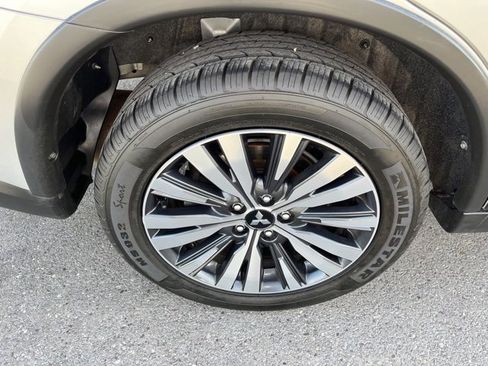 Used 2020 Mitsubishi Outlander SE image 22