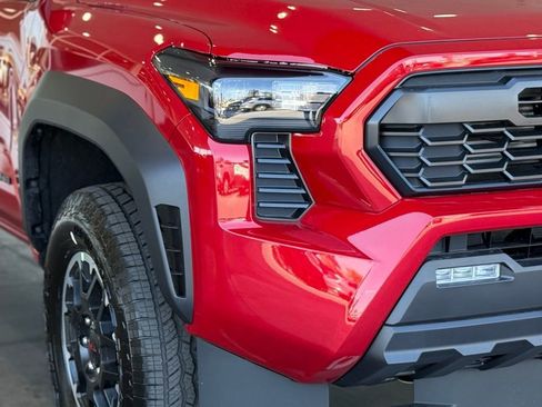 New 2025 Toyota Tacoma TRD Off-Road image 9