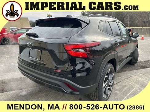 New 2026 Chevrolet Trax RS w/ Sunroof Package image 13