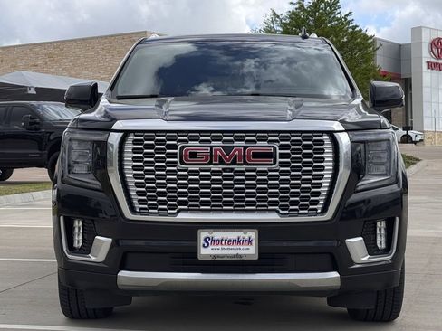 Used 2021 GMC Yukon Denali image 7