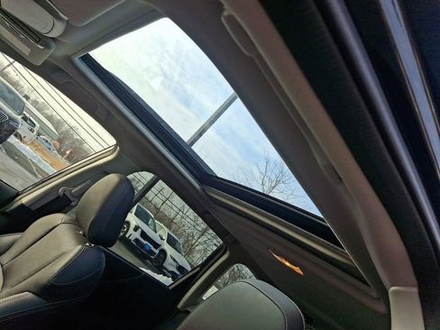 Used 2020 Subaru Forester Limited image 14