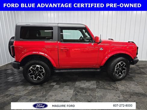 Used 2021 Ford Bronco Outer Banks image 3