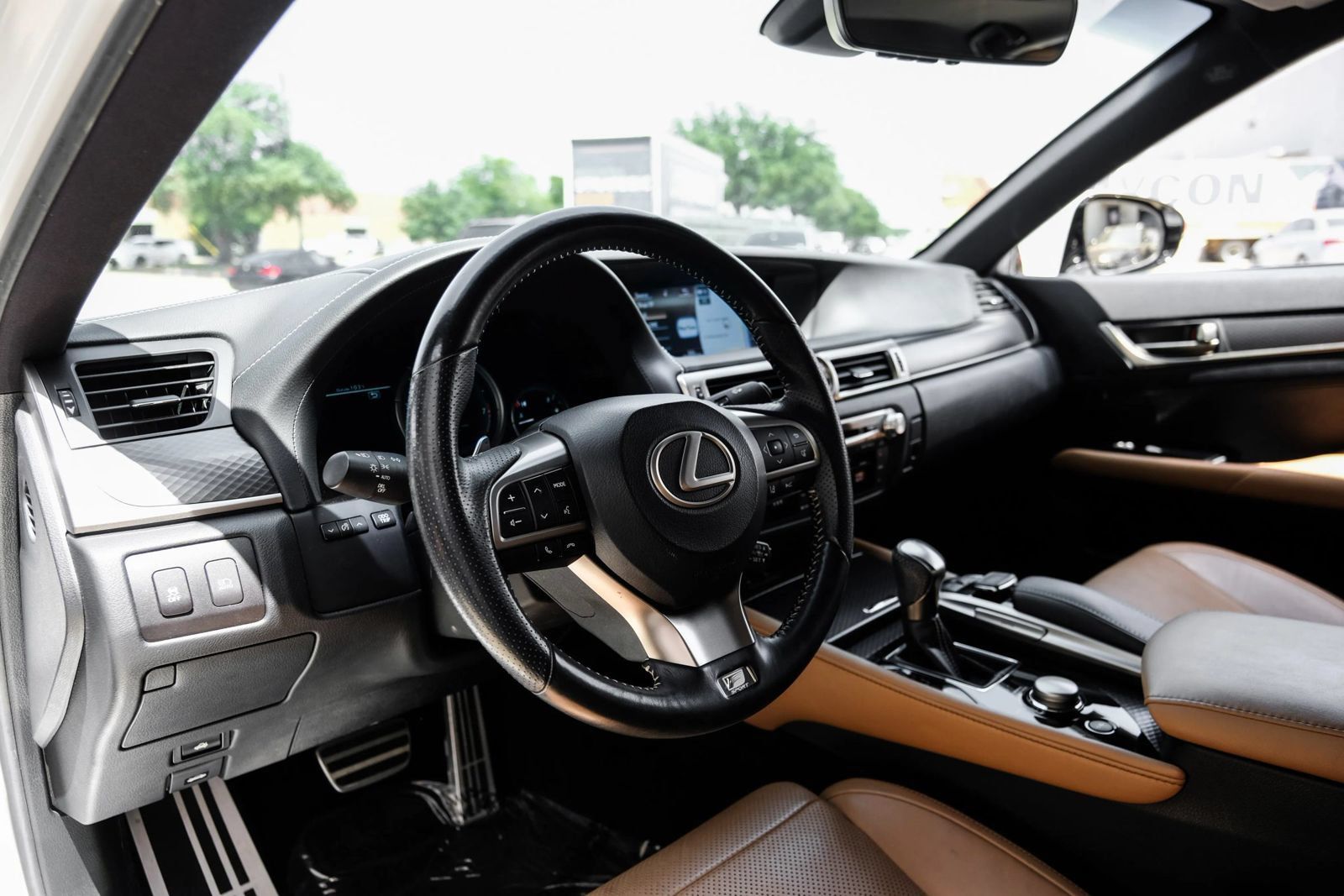 Used 2018 Lexus GS 350 F Sport RWD image 2