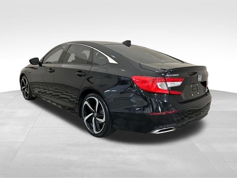 Used 2020 Honda Accord Sport image 3