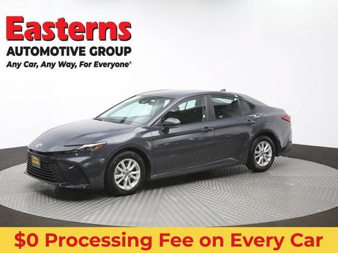 Used 2025 Toyota Camry LE FWD image 56