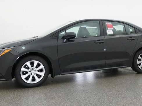 Used 2026 Toyota Corolla LE FWD image 21