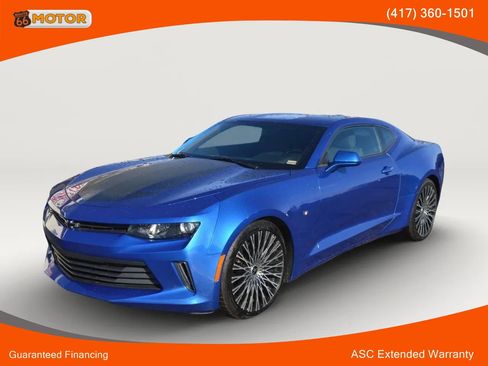 Used 2018 Chevrolet Camaro LT image 1