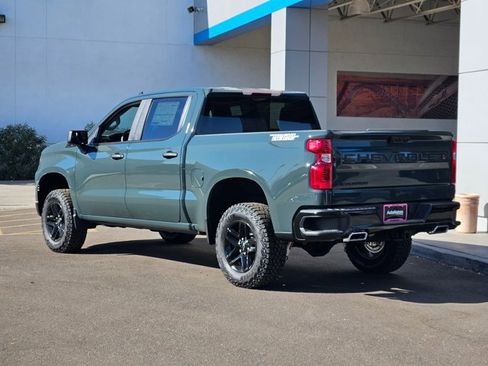 New 2026 Chevrolet Silverado 1500 Custom Trail Boss w/ LPO, Dark Essentials Package AWD/4WD image 9