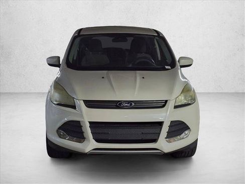 Used 2015 Ford Escape SE FWD image 2