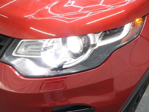 Used 2019 Land Rover Discovery Sport HSE AWD/4WD image 28