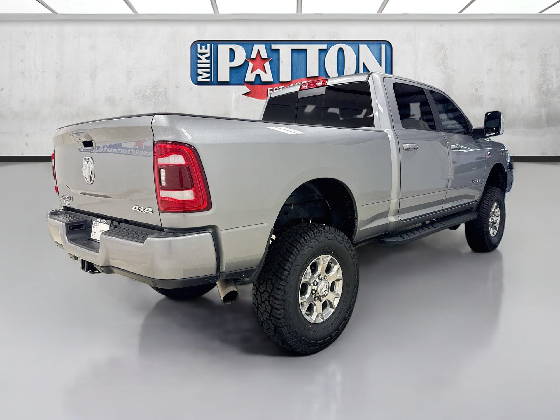 Used 2024 RAM 2500 Laramie AWD/4WD image 7