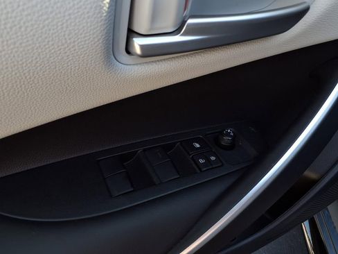 Certified 2025 Toyota Corolla SE w/ SE Premium Package image 18