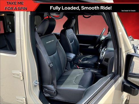 Used 2017 Jeep Wrangler Unlimited Rubicon w/ Dual Top Group AWD/4WD image 27