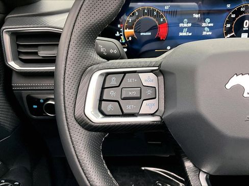 Used 2024 Ford Mustang Premium image 19
