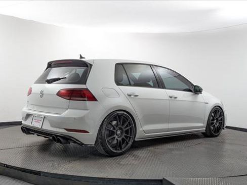 Used 2018 Volkswagen Golf R 4-Door AWD/4WD image 8