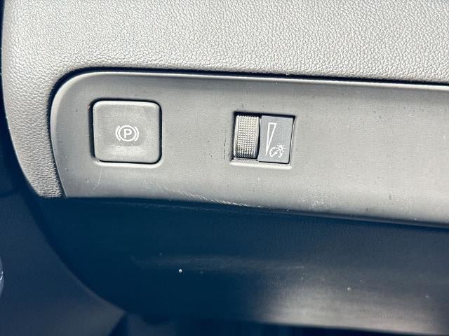 Certified 2024 Buick Enclave Essence w/ Sport Touring Edition FWD image 18
